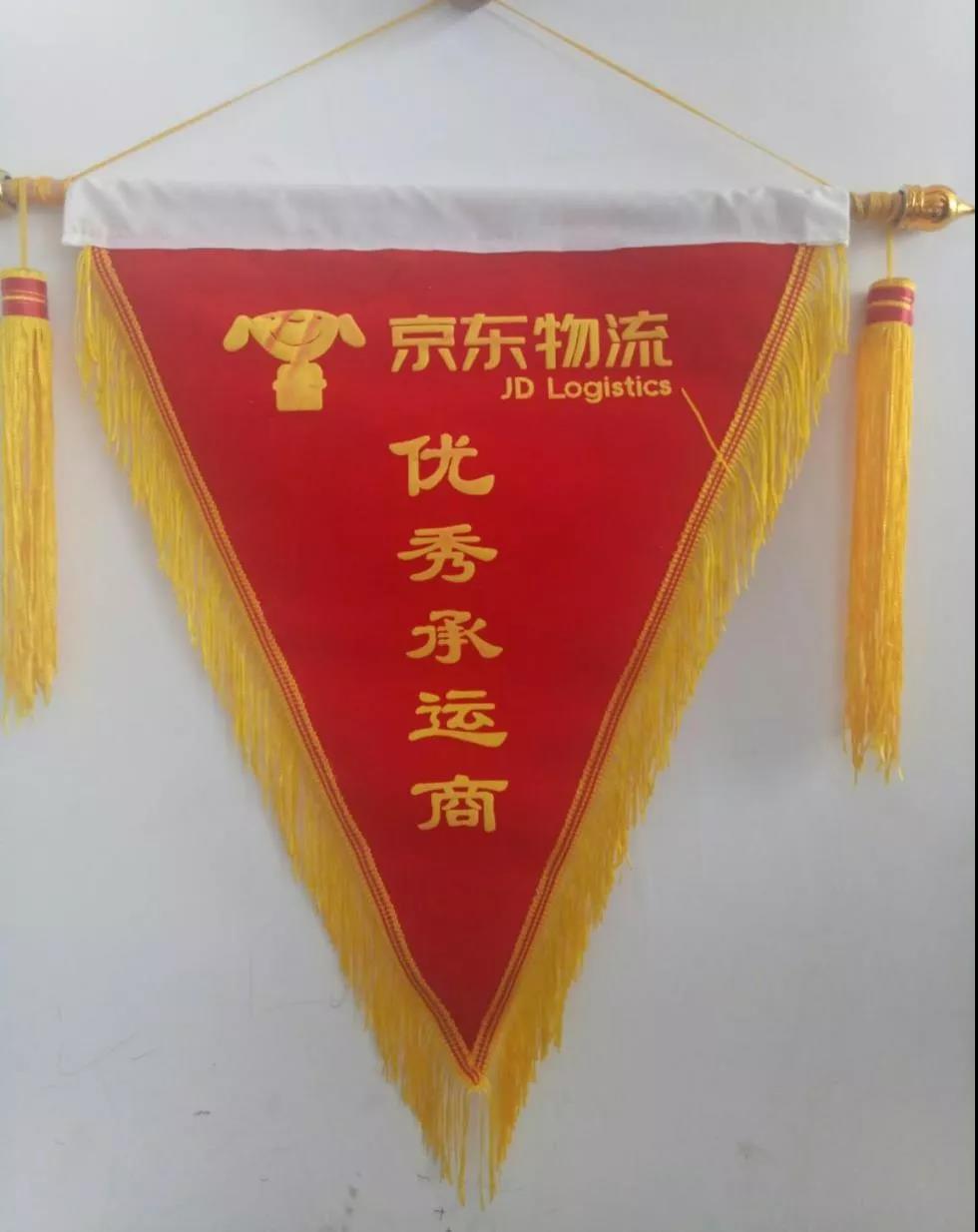 15681649326095562089.jpg 001.jpg